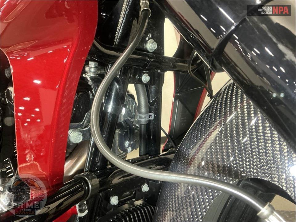 2018 Harley-Davidson FLTRXS ROAD GLIDE SPECIAL — фото 11