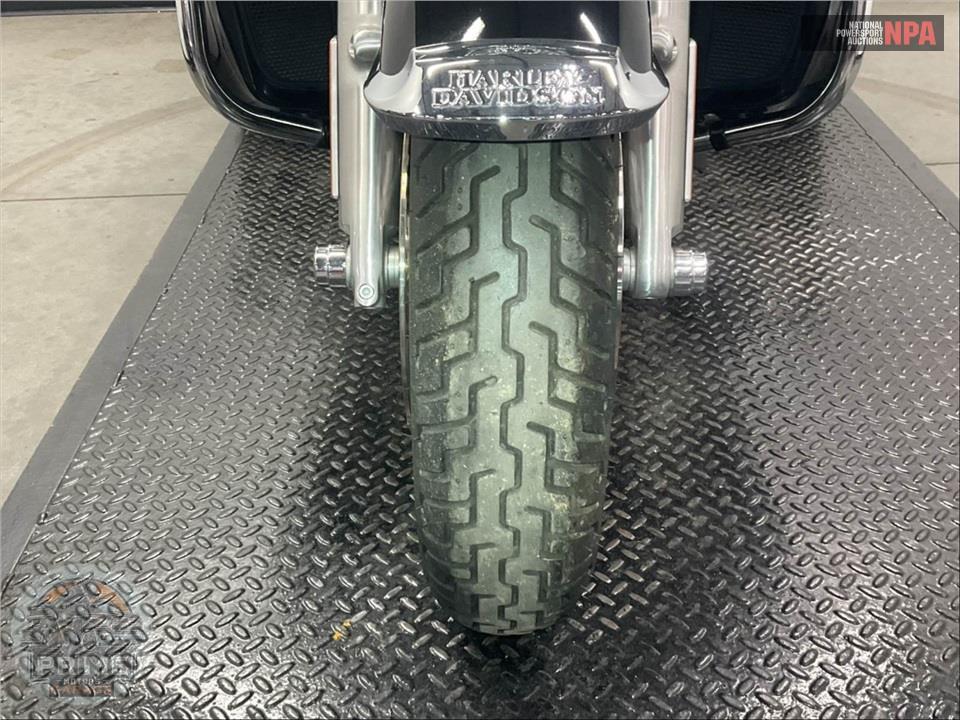 2020 Harley-Davidson FLHTCUTG TRI GLIDE ULTRA — фото 26