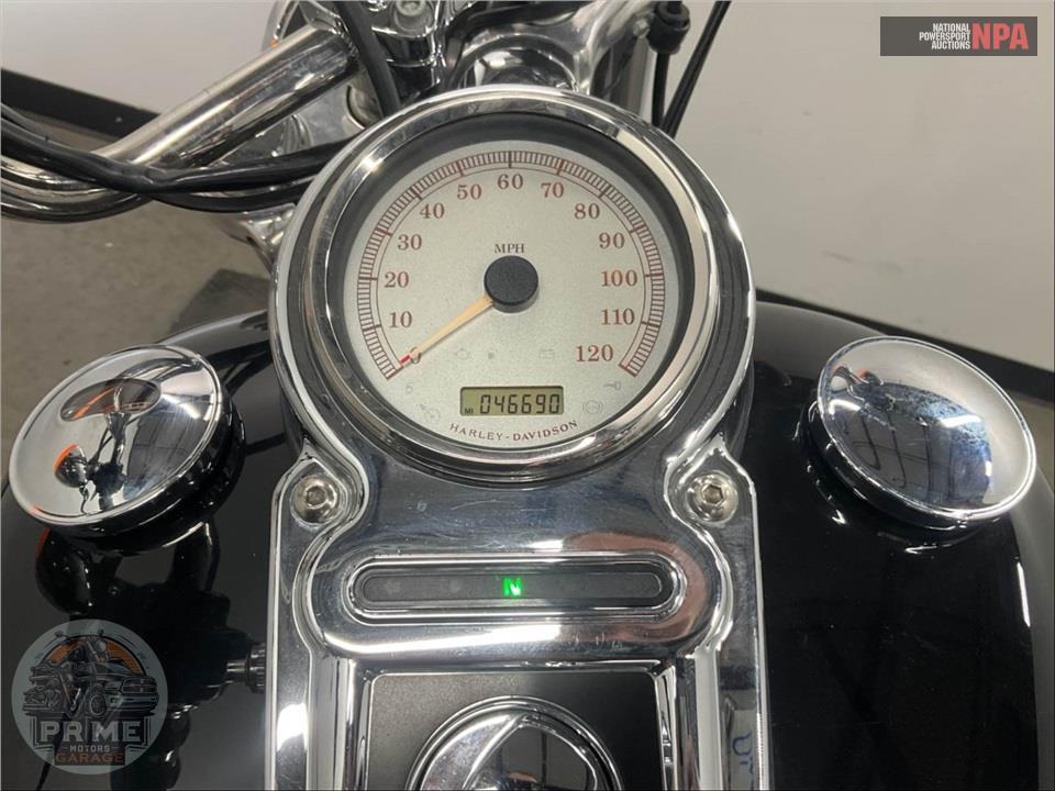 2010 Harley-Davidson FXDC DYNA SUPER GLIDE CSTM — фото 5