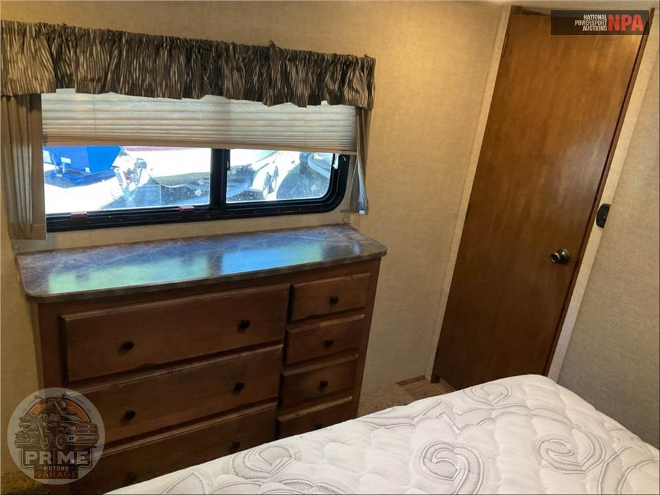2015 Keystone Rv M-324 FWBHS - SPRINTER FIFTH WHEEL SERIES — фото 12