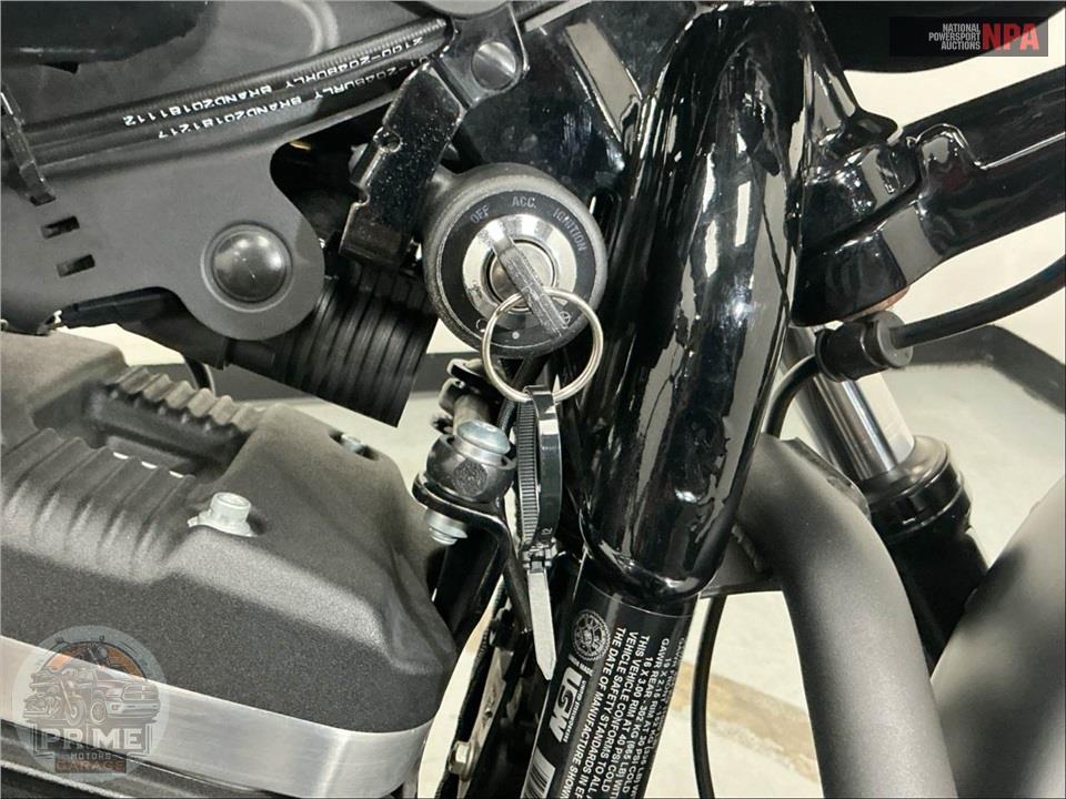 2017 Harley-Davidson XL883N IRON — фото 13