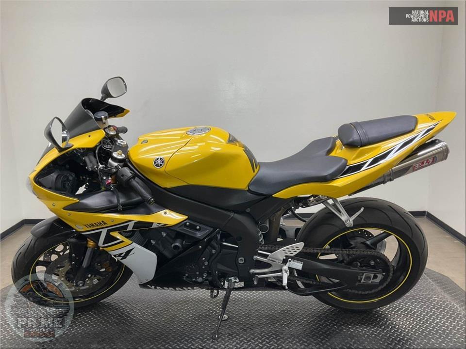 2006 Yamaha YZF-R1 — фото 3