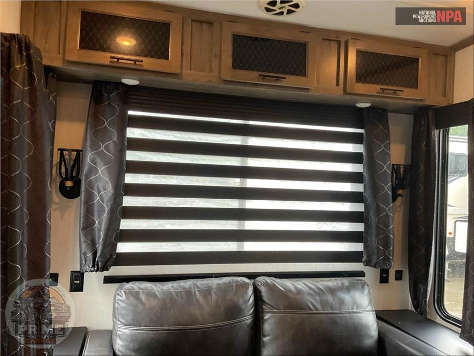 2021 Sabre By Forest River M-36BHQ - FIFTH WHEEL SERIES — фото 27