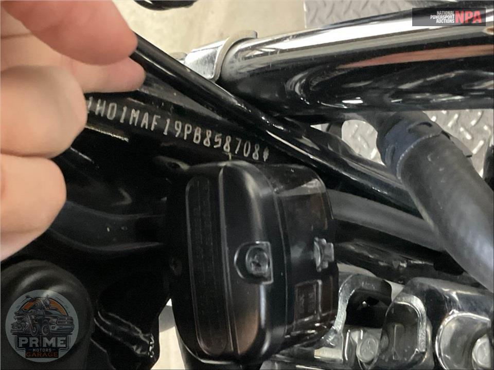2023 Harley-Davidson FLHTCUTG TRI GLIDE ULTRA CLASSIC — фото 22