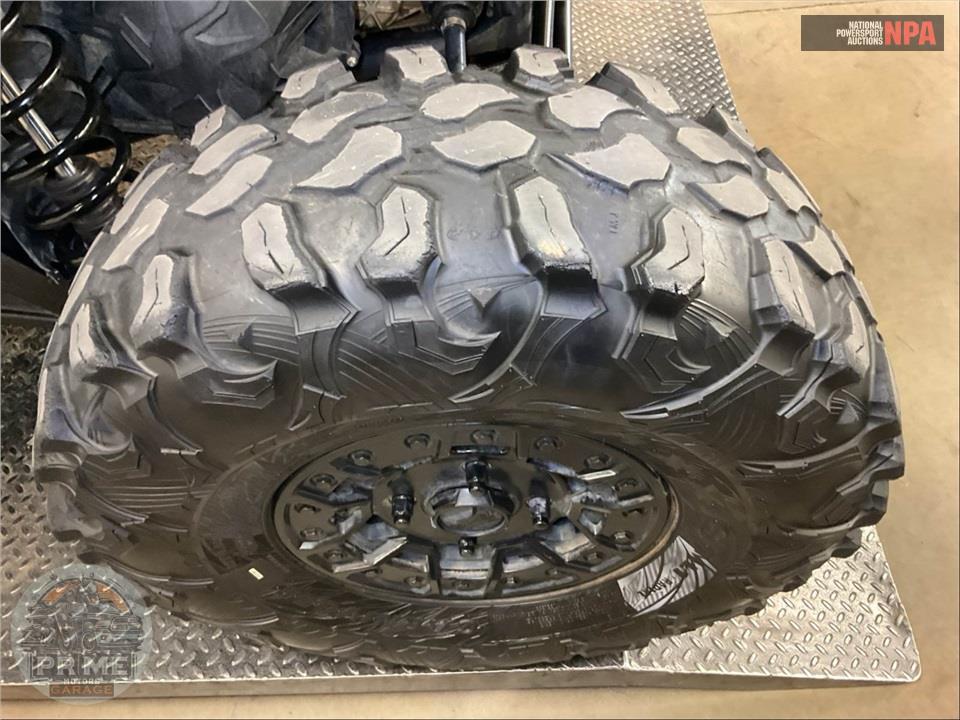 2023 Can-Am MAVERICK X3 RS TURBO RR 72 — фото 29
