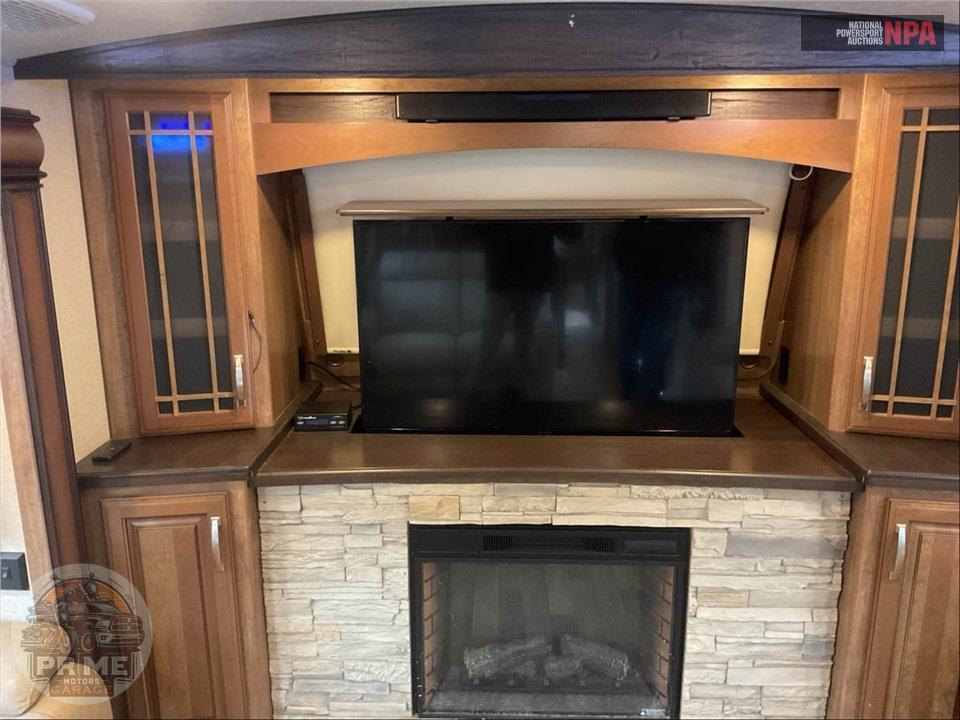 2018 Keystone Rv M-3731 FL MONTANA FIFTH WHEEL SERIES — фото 26