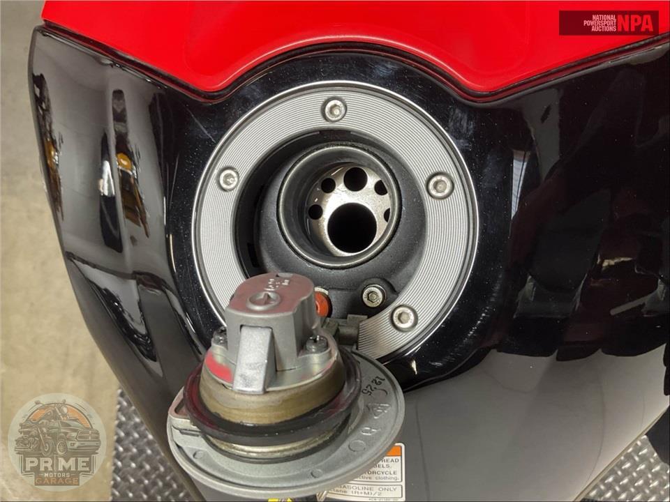 2011 Yamaha YZF-R1 RED — фото 19
