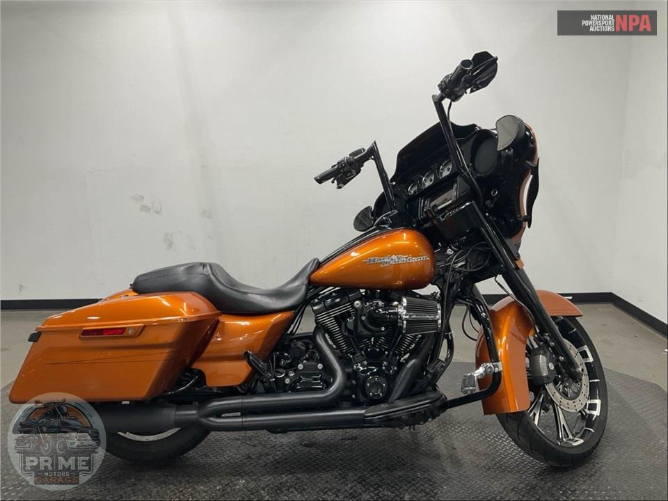 2014 Harley-Davidson FLHXS STREET GLIDE — фото 1