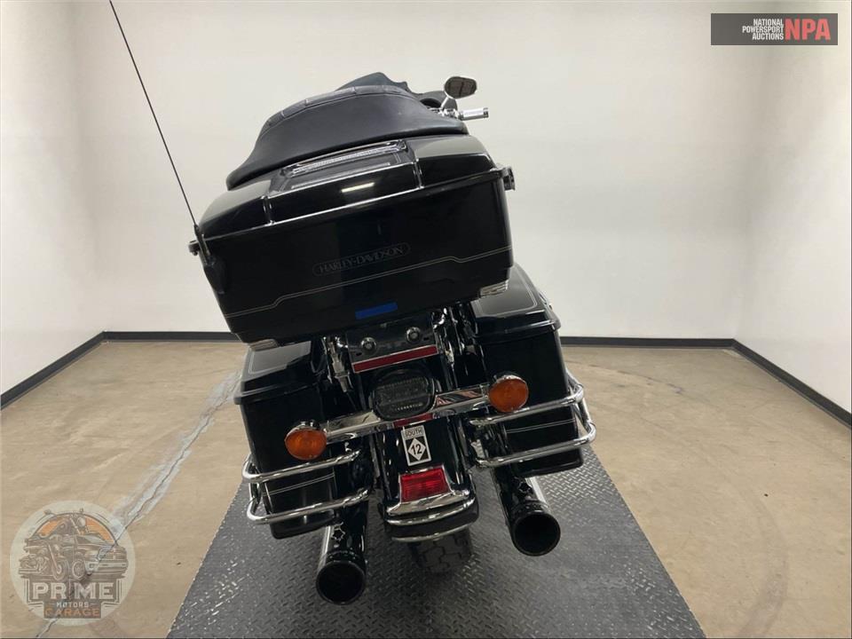 2006 Harley-Davidson FLHTCI ELECTRA GLIDE CLASSIC — фото 4