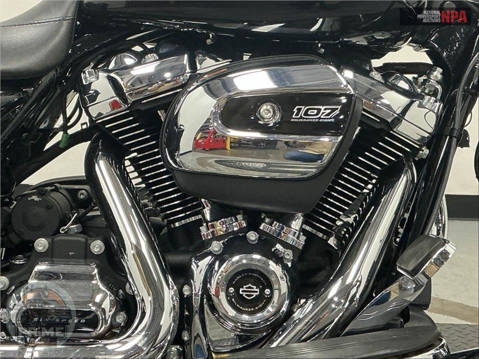 2020 Harley-Davidson FLHX STREET GLIDE — фото 6