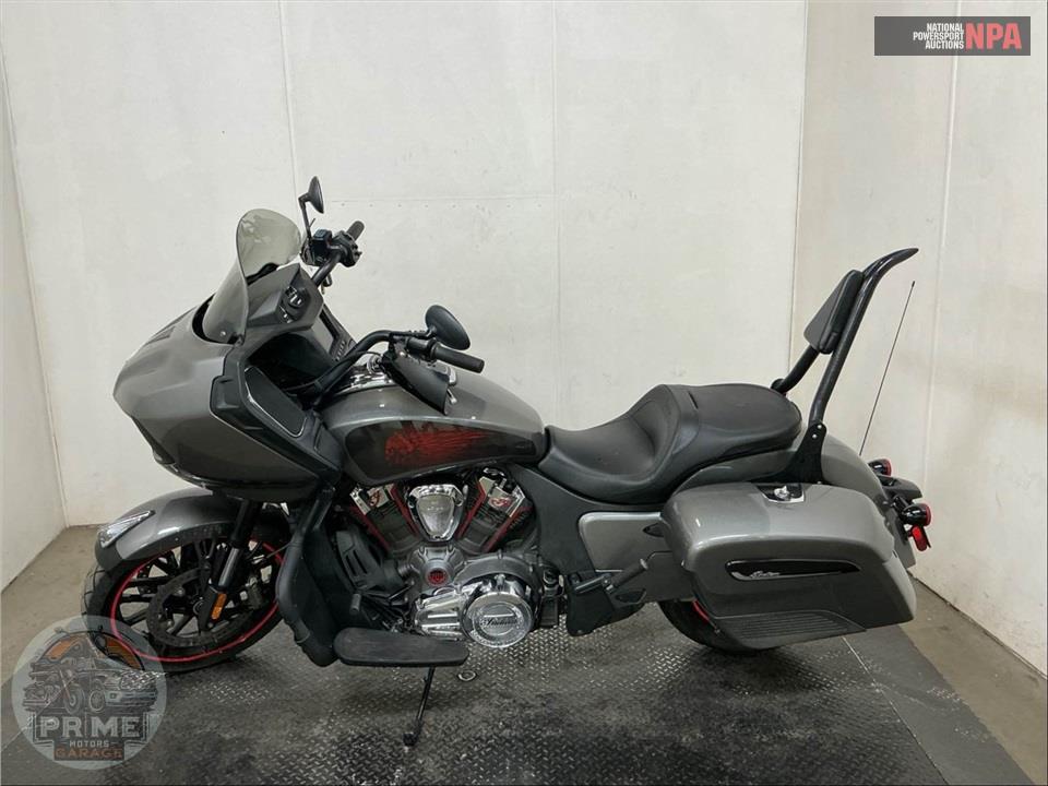 2020 Indian Motorcycle CHALLENGER — фото 2