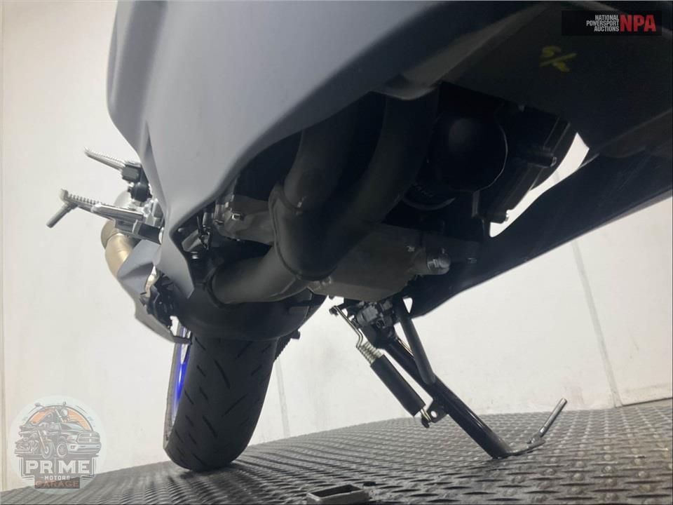 2024 Yamaha YZF-R3 — фото 18