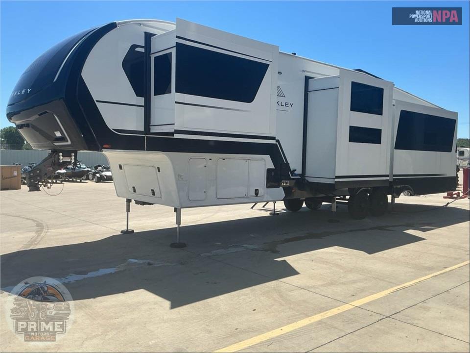 2025 Brinkley Rv M-3610 - MODEL Z FIFTH WHEEL SERIES — фото 2