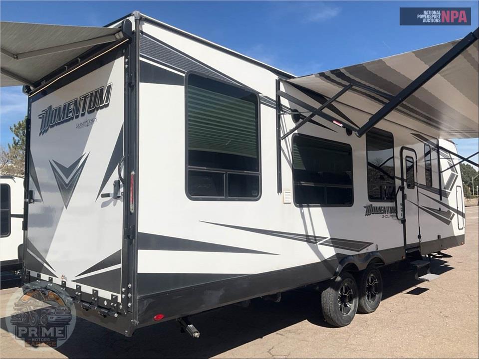 2021 Grand Design Recreational Vehicles M-30G - MOMENTUM TOY HAULER SERIES — фото 4