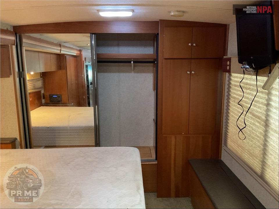 2008 Winnebago M-39W-WORKHORSE - DESTINATION SERIES — фото 27