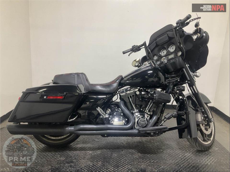 2011 Harley-Davidson FLHX-103 STREET GLIDE — фото 1