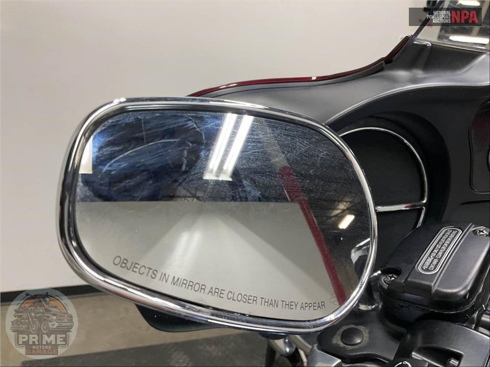 2015 Harley-Davidson FLHTCU ULTRA CLASSIC ELECTRA GLIDE — фото 37