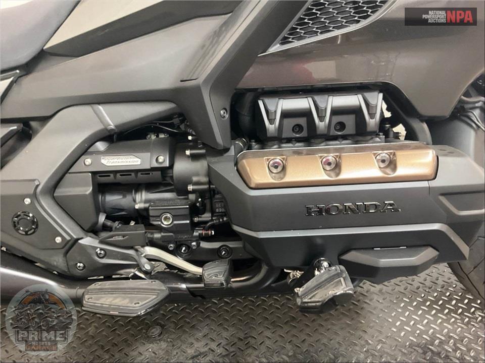 2024 Honda GL1800D GOLDWING TOUR DCT — фото 6