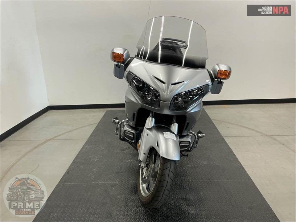 2013 Honda GL18HPMD GOLDWING — фото 2