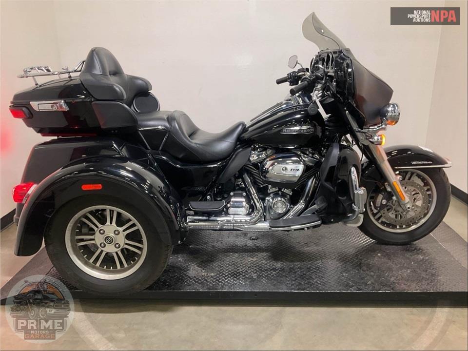 2019 Harley-Davidson FLHTCUTG TRI GLIDE ULTRA — фото 1