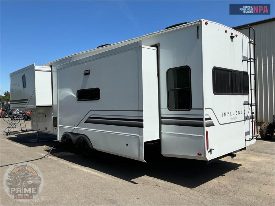 2024 Grand Design Recreational Vehicles M-3503GK - INFLUENCE FIFTH WHEEL SERIES — фото 3