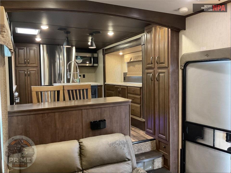 2020 Sierra By Forest River M-38FKOK - FIFTH WHEEL SERIES — фото 9