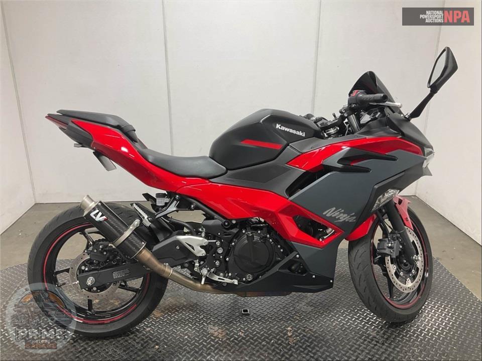 2025 Kawasaki EX500GSFAL NINJA 500 RED METALLIC (ABS) — фото 1