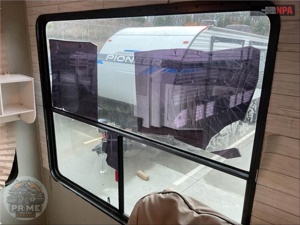 2010 Keystone Rv M-3640 RL - ALPINE FIFTH WHEEL SERIES — фото 65