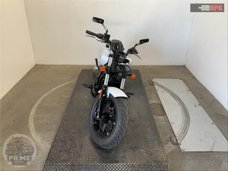 2025 Indian Motorcycle SCOUT SIXTY BOBBER LIMITED — фото 2