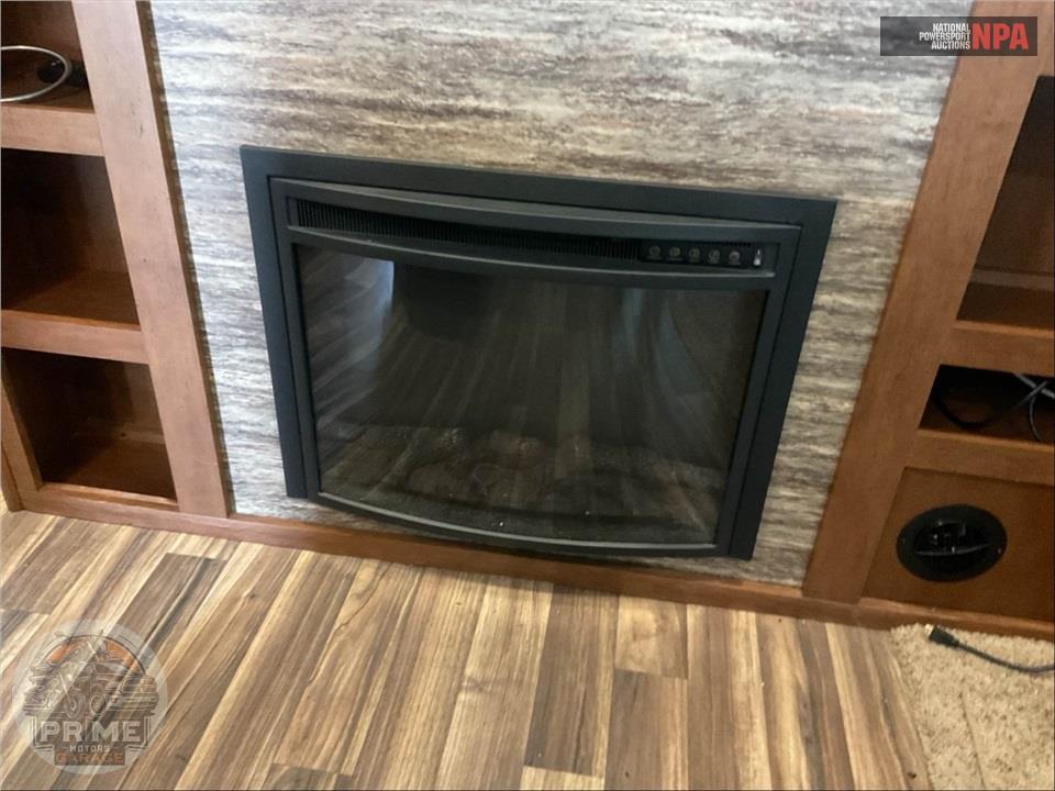 2017 Highland Ridge Rv M-376FBH - ROAMER FIFTH WHEEL SERIES — фото 24