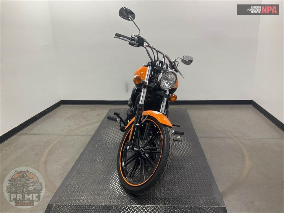 2021 Kawasaki VN900CMFAL VULCAN 900 CUSTOM — фото 2