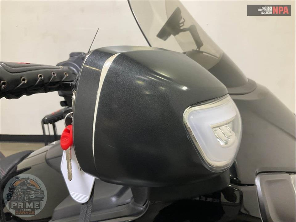 2013 Honda GL1800BD GOLDWING F6B — фото 28