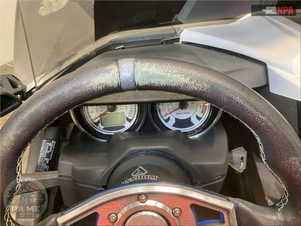 2015 Polaris SLINGSHOT S — фото 37