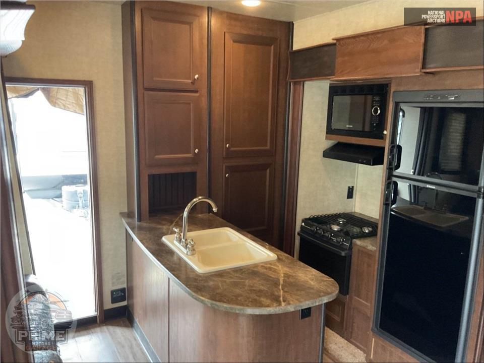 2015 Keystone Rv M-303 - IMPACT TOY HAULER SERIES — фото 6