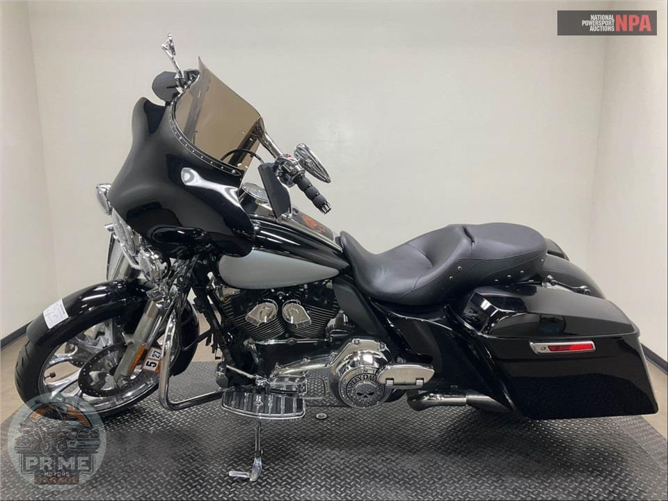 2014 Harley-Davidson FLHP POLICE ROAD KING — фото 3
