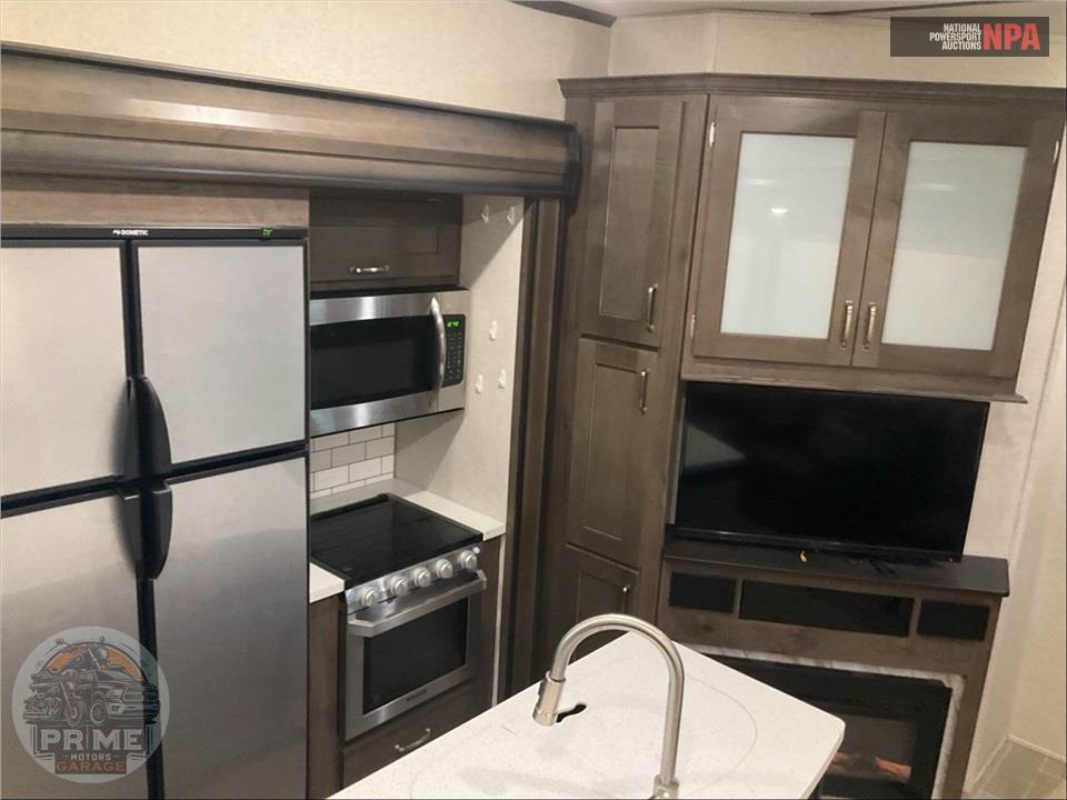 2019 Keystone Rv M-362 RD - MONTANA HIGH COUNTRY FIFTH WHEEL SERIES — фото 7