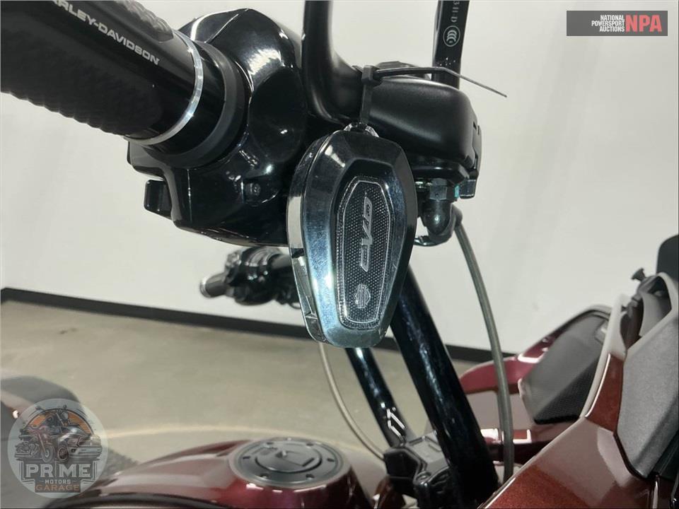 2024 Harley-Davidson FLTRXSE CVO ROAD GLIDE — фото 10
