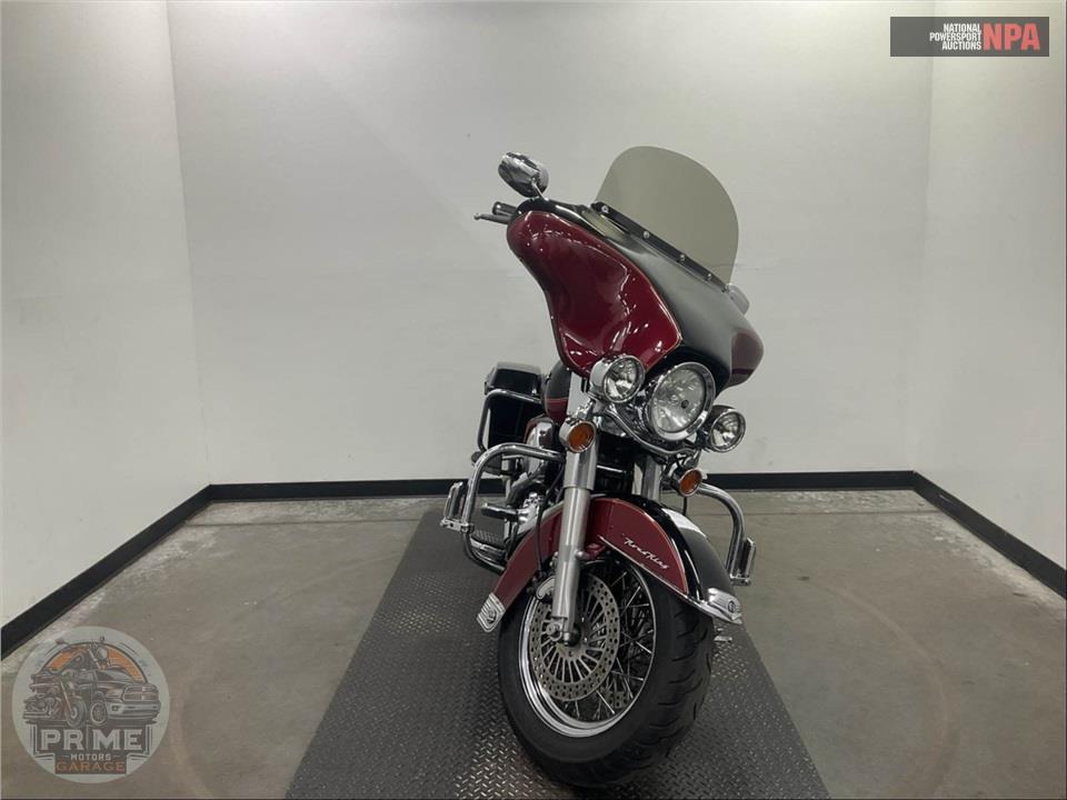 2005 Harley-Davidson FLHRCI ROAD KING CLASSIC — фото 2