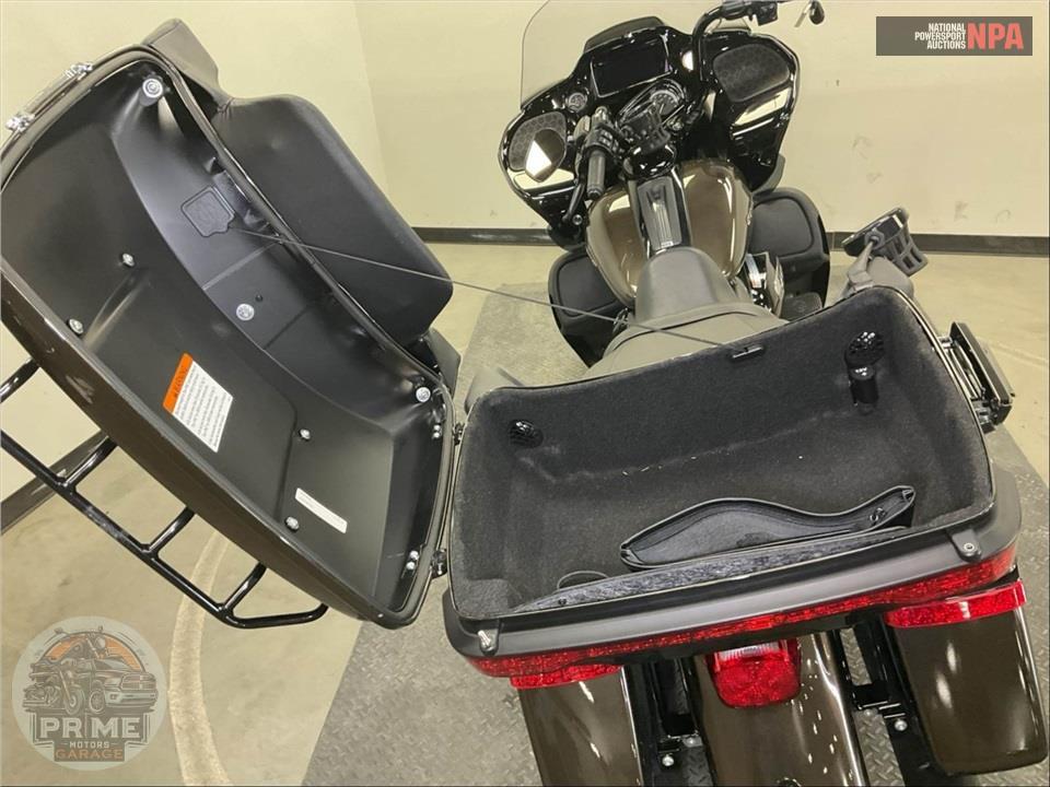 2020 Harley-Davidson FLTRK ROAD GLIDE LIMITED — фото 24