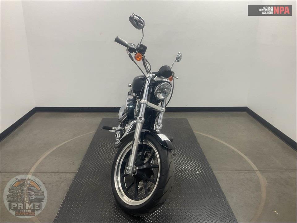 2017 Harley-Davidson XL883L SUPERLOW — фото 2