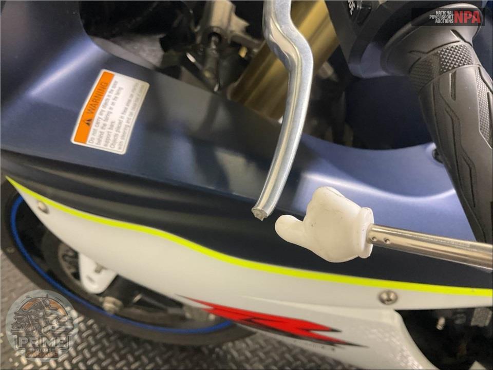 2011 Suzuki GSX-R750L1 — фото 42