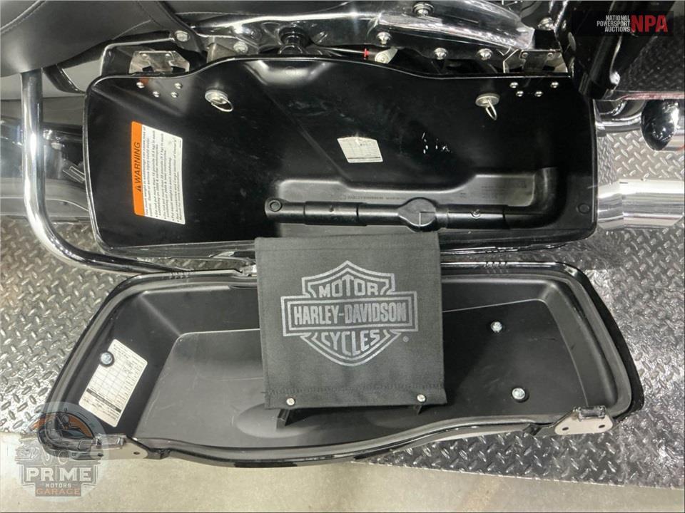 2010 Harley-Davidson FLHR ROAD KING — фото 20