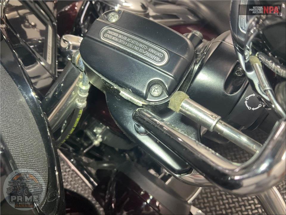 2014 Harley-Davidson FLHTK ELECTRA GLIDE ULTRA LIMITED — фото 28