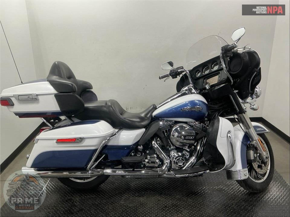 2015 Harley-Davidson FLHTCU ULTRA CLASSIC ELECTRA GLIDE — фото 1