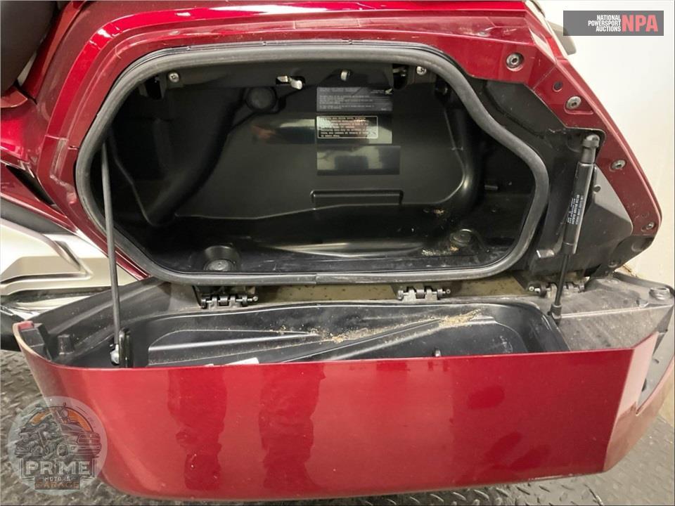 2018 Honda GL1800D GOLDWING TOUR DCT (RED) — фото 25