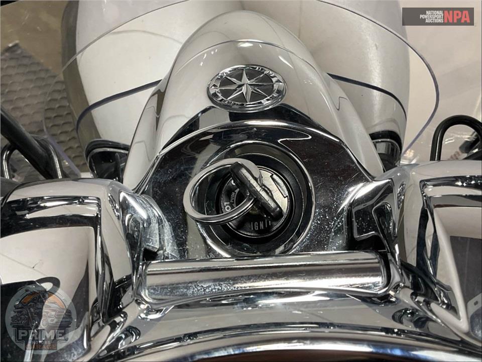 2014 Yamaha XVS13CTEB/C V-STAR TOURER — фото 10