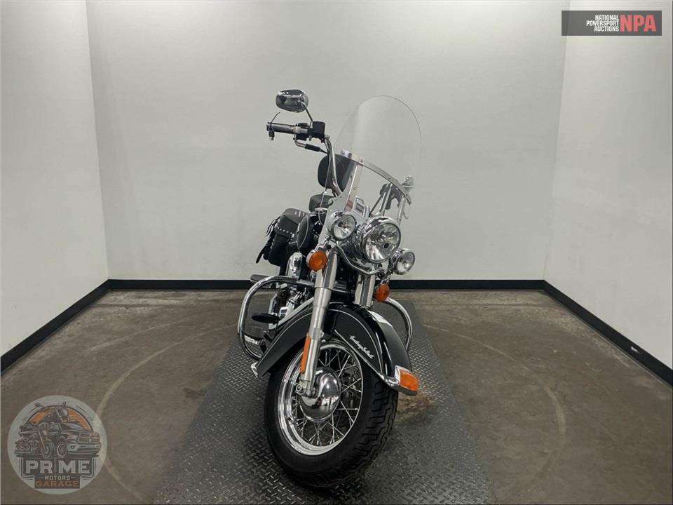 2012 Harley-Davidson FLSTC HRTG SFTL CLSC — фото 2