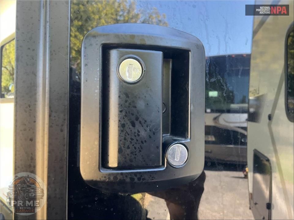 2025 Keystone Rv M-26 BX - COLEMAN LIGHT SERIES — фото 18