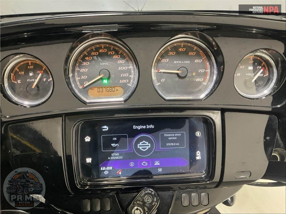 2020 Harley-Davidson FLHXS STREET GLIDE SPECIAL — фото 5