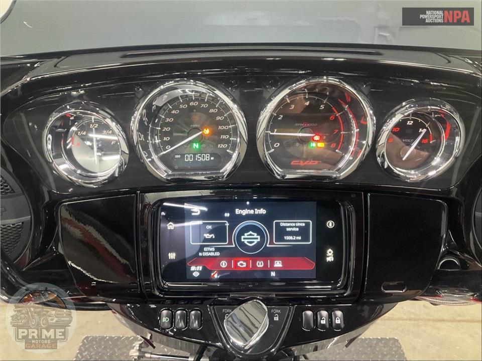 2022 Harley-Davidson FLHTCUTGSE CVO TRI GLIDE — фото 5